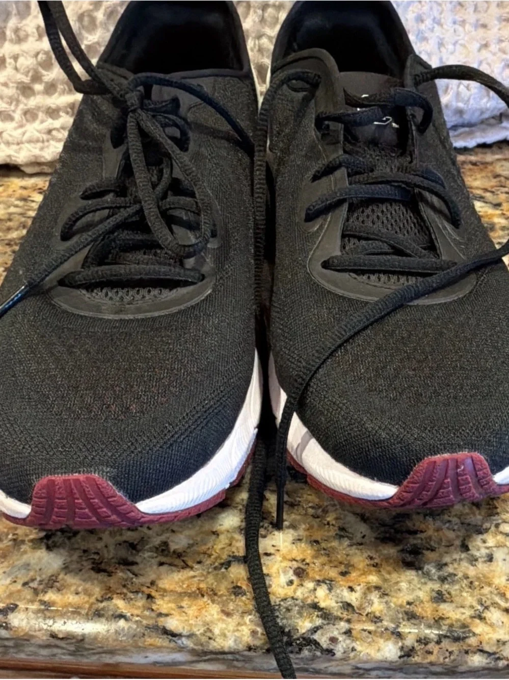 Under Armour South Carolina Gamecocks Sonic Running Shoes Black/White/Garnet